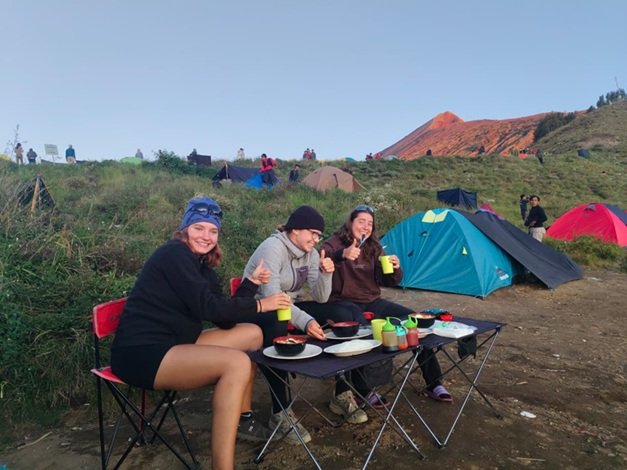 3 days trekking to summit sembalun finish torean